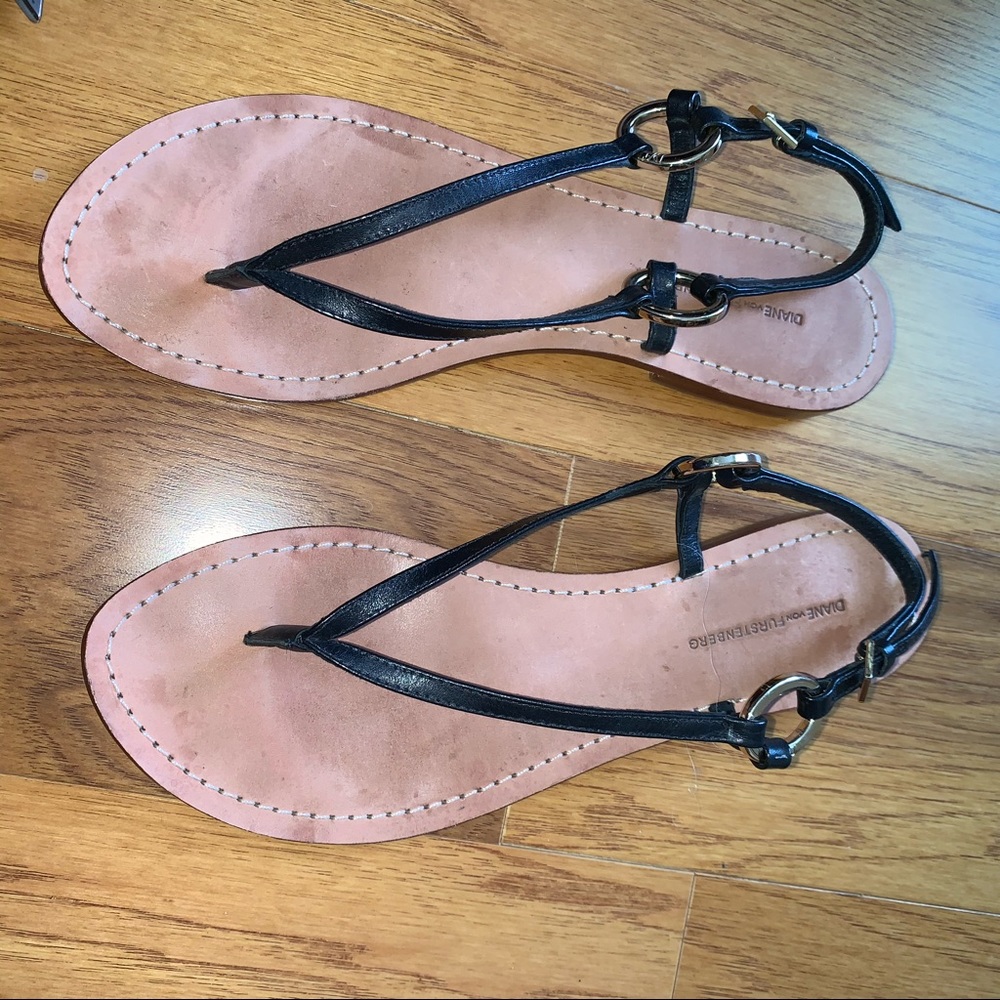 Diane Von Furstenburg thong sandals